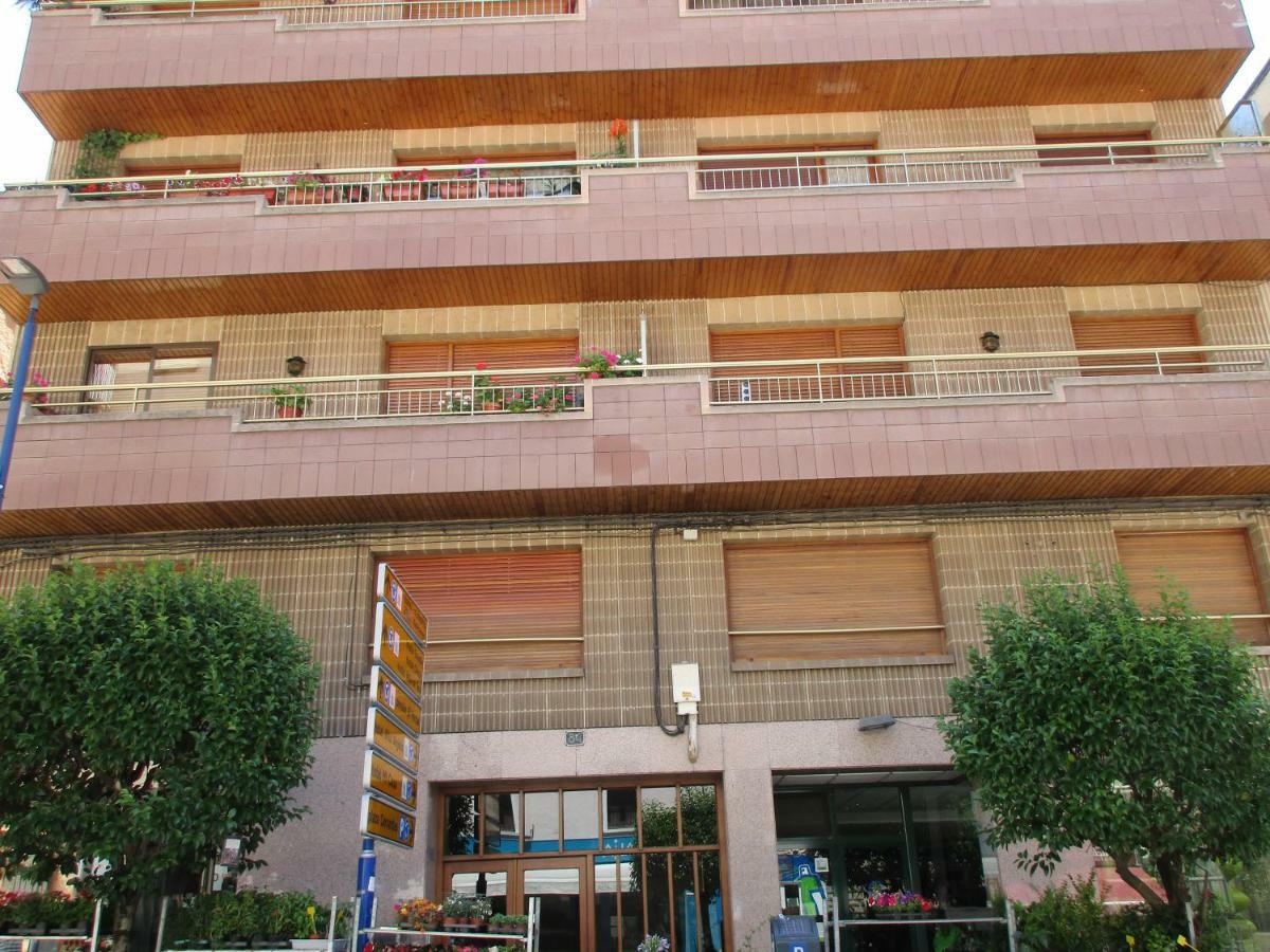 Sabiñánigo Apartamento Pirineo Aragones מראה חיצוני תמונה