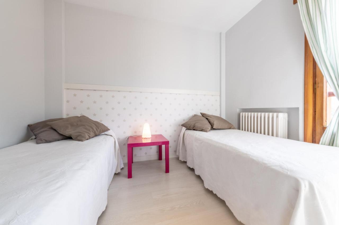 Sabiñánigo Apartamento Pirineo Aragones מראה חיצוני תמונה