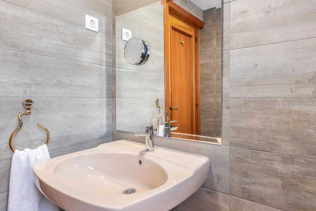 Sabiñánigo Apartamento Pirineo Aragones מראה חיצוני תמונה