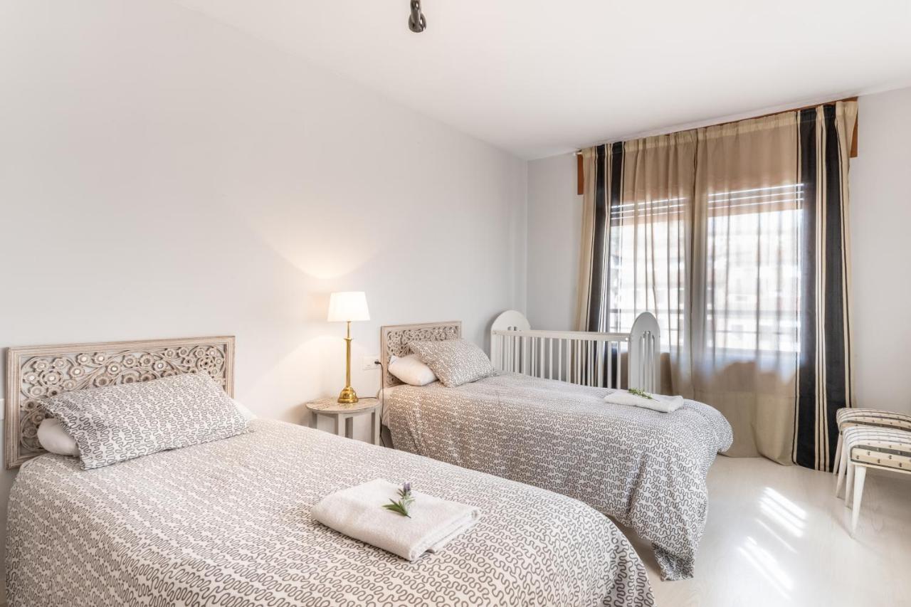 Sabiñánigo Apartamento Pirineo Aragones מראה חיצוני תמונה