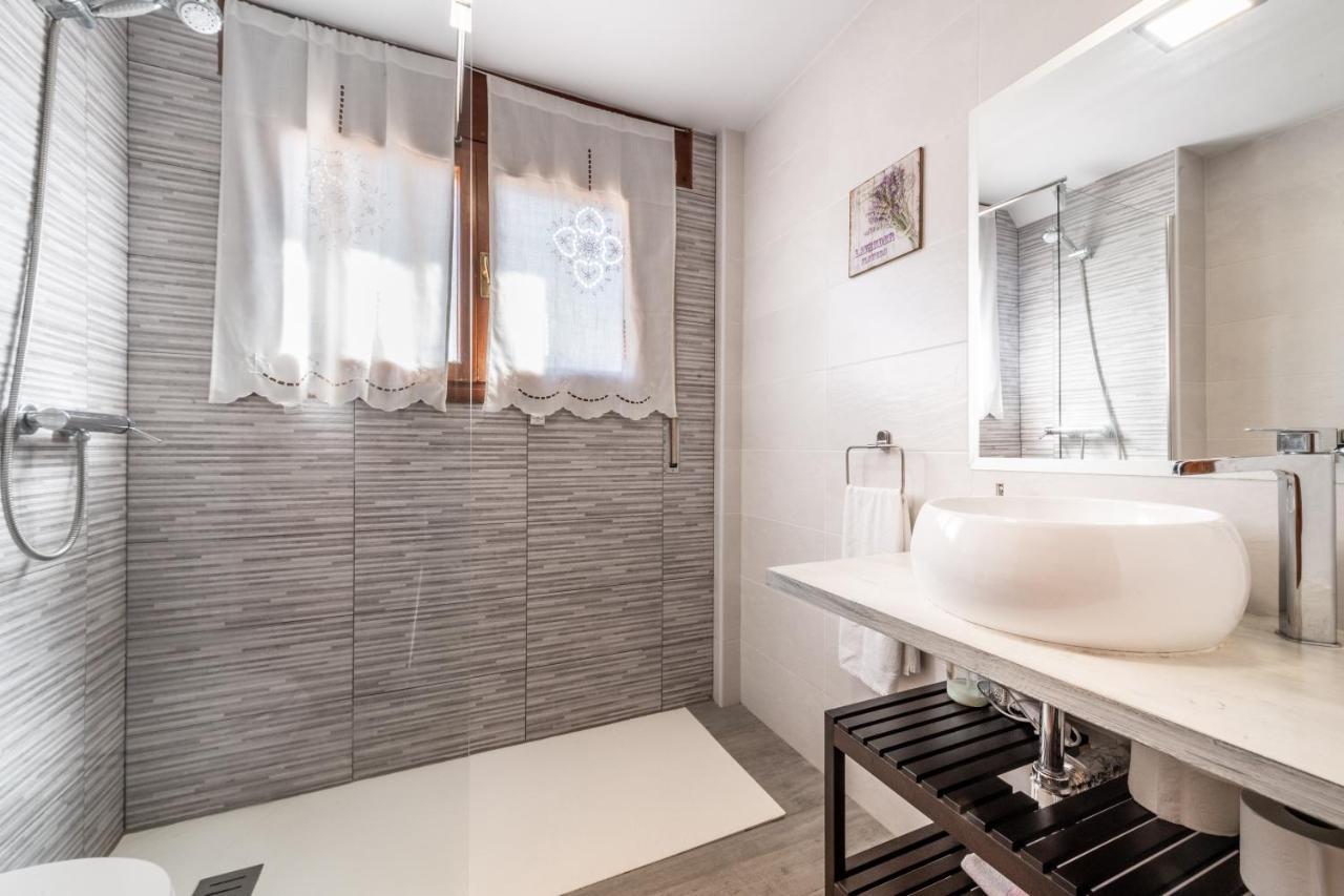 Sabiñánigo Apartamento Pirineo Aragones מראה חיצוני תמונה